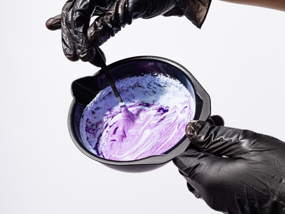 Dark Hair Dye and Chemical Relaxers Linked to Breast Cancer